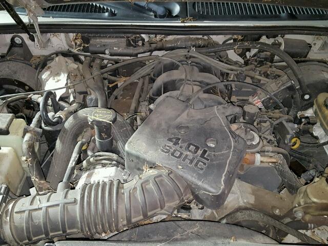 1FMYU60E33UB26822 - 2003 FORD EXPLORER S GRAY photo 7