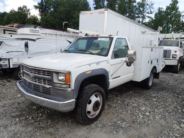 1GBKC34F7WF030719 - 1998 CHEVROLET C3500 WHITE photo 2