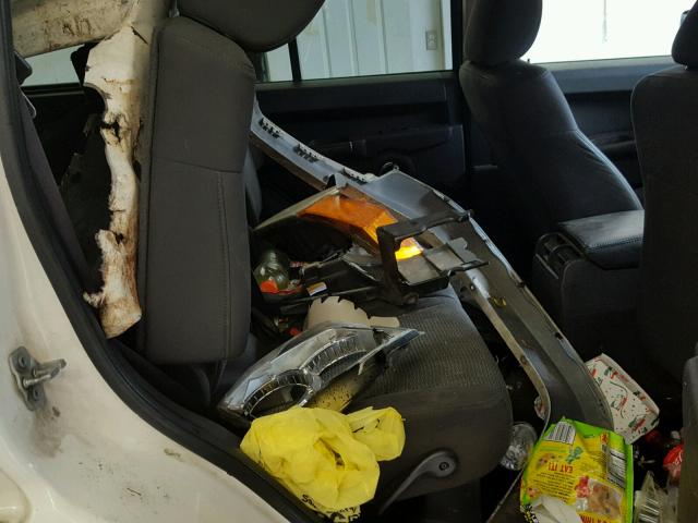 1J8HH48K39C501509 - 2009 JEEP COMMANDER WHITE photo 6