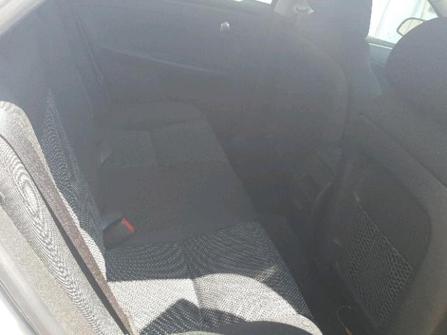 1G1ZC5EB5AF133768 - 2010 CHEVROLET MALIBU 1LT 银色 照片 6