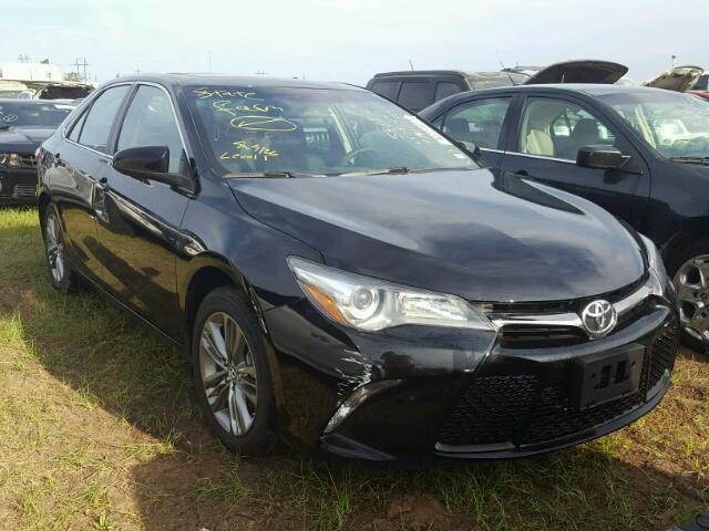 4T1BF1FK4HU447064 - 2017 TOYOTA CAMRY LE შავი ფოტო 1