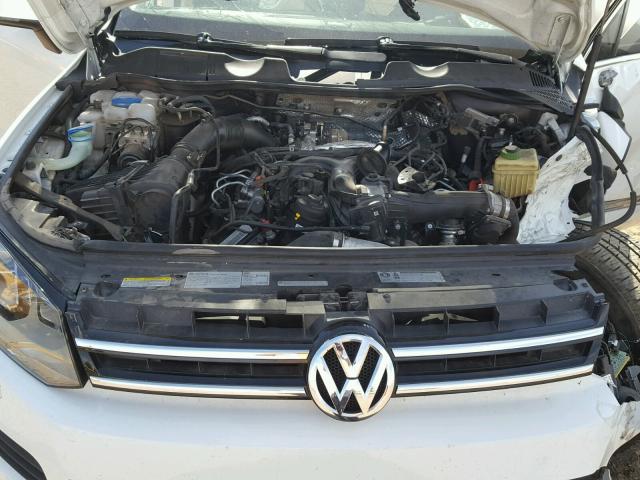 WVGEP9BP3DD005073 - 2013 VOLKSWAGEN TOUAREG V6 WHITE photo 7