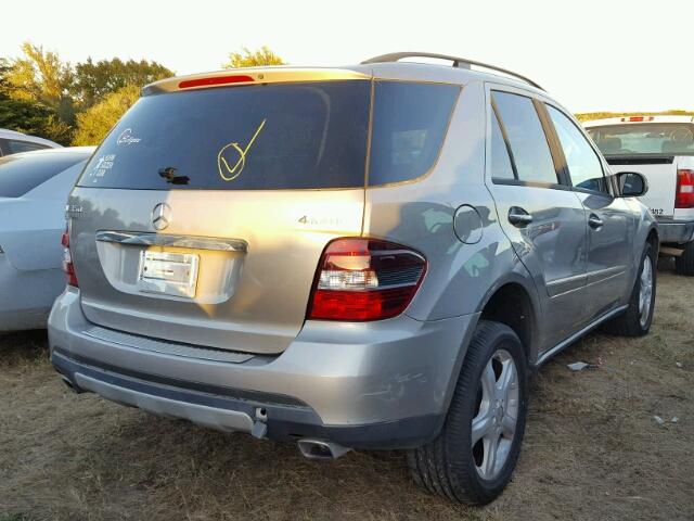 4JGBB86E86A113116 - 2006 MERCEDES-BENZ ML 350 SILVER photo 4