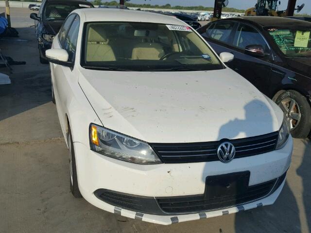 3VWDP7AJ6DM443492 - 2013 VOLKSWAGEN JETTA SE 白色 照片 1