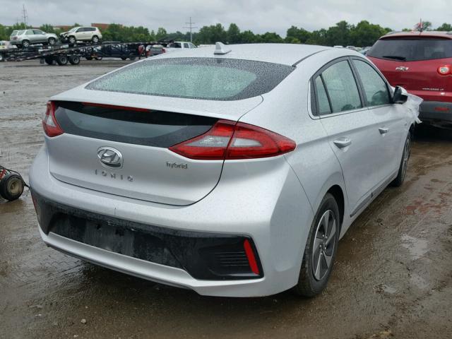 KMHC75LC6HU049263 - 2017 HYUNDAI IONIQ SEL SILVER photo 4