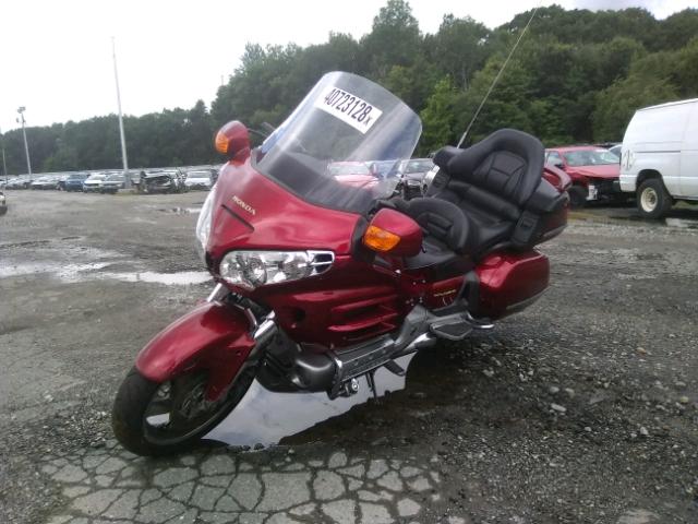 1HFSC47483A200385 - 2003 HONDA GL1800 A BURGUNDY photo 2