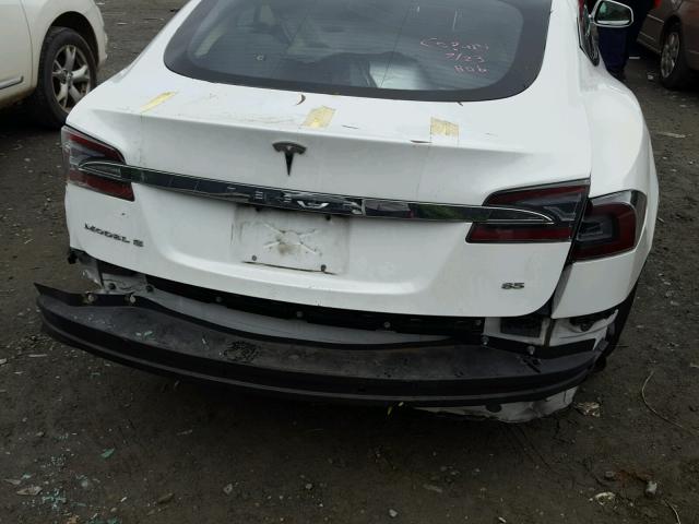 5YJSA1CN6DFP13785 - 2013 TESLA MODEL S WHITE photo 9