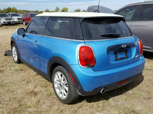 WMWXP5C51G2D15077 - 2016 MINI COOPER BLUE photo 3