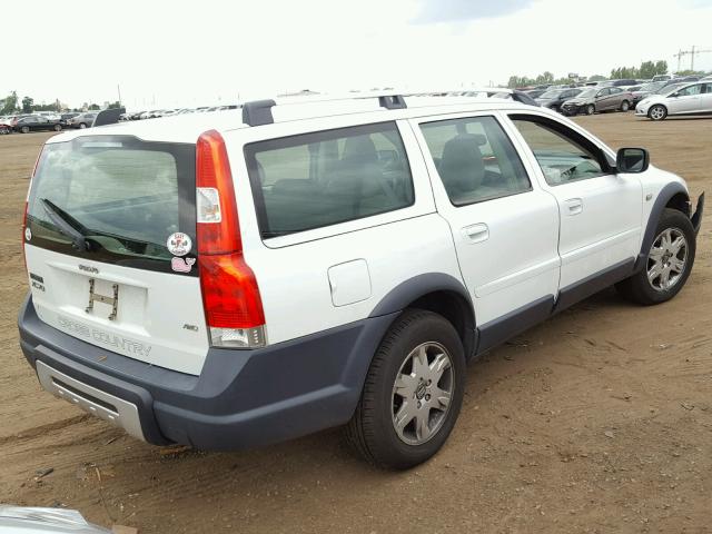 YV1SZ592451197797 - 2005 VOLVO XC70 WHITE photo 4