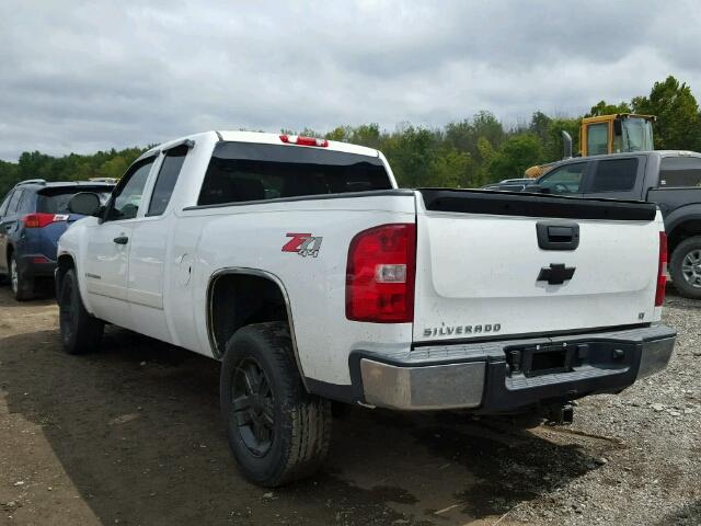 2GCEK19C871732152 - 2007 CHEVROLET SILVERADO WHITE photo 3