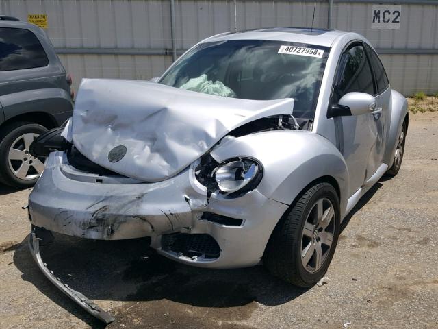 3VWRR31C06M412638 - 2006 VOLKSWAGEN NEW BEETLE Gümüş foto 2