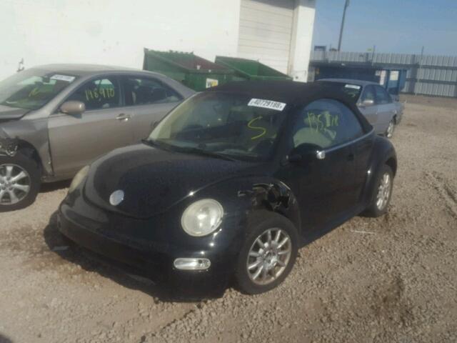 3VWCM31Y45M310323 - 2005 VOLKSWAGEN NEW BEETLE 黑色 照片 2