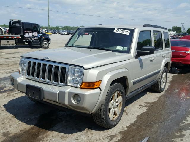 1J8HH48K78C239962 - 2008 JEEP COMMANDER 银色 照片 2