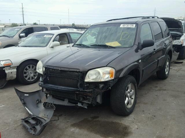 4F2YZ94156KM18129 - 2006 MAZDA TRIBUTE S BROWN photo 2