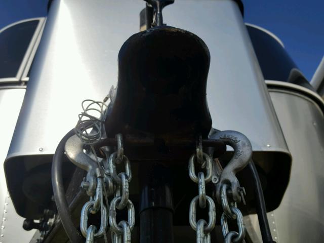 1STHRAC18JJ542916 - 2018 AIRS TRAILER SILVER photo 8