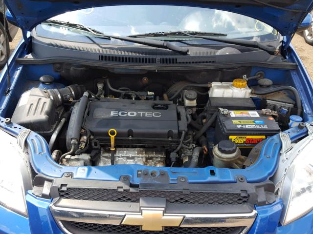 KL1TD56EX9B666518 - 2009 CHEVROLET AVEO LS BLUE photo 7