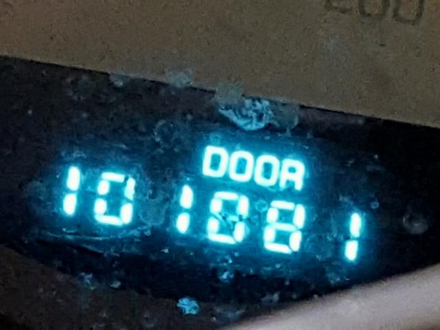 1P3ES46C1YD686773 - 2000 PLYMOUTH NEON BASE 橙色 照片 8