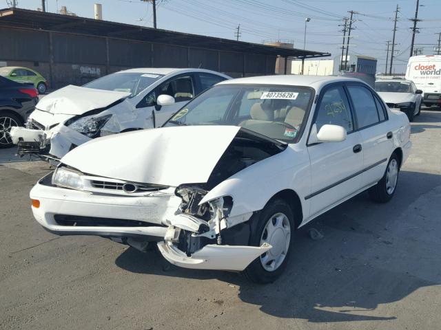 2T1BB02E8TC147303 - 1996 TOYOTA COROLLA DX WHITE photo 2