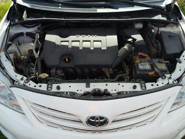 5YFBU4EE6DP085222 - 2013 TOYOTA COROLLA BA WHITE photo 7