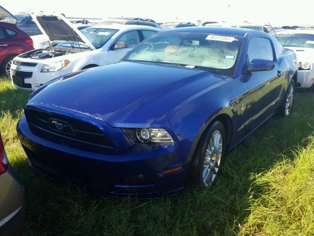 1ZVBP8AM2E5320447 - 2014 FORD MUSTANG BLUE photo 2