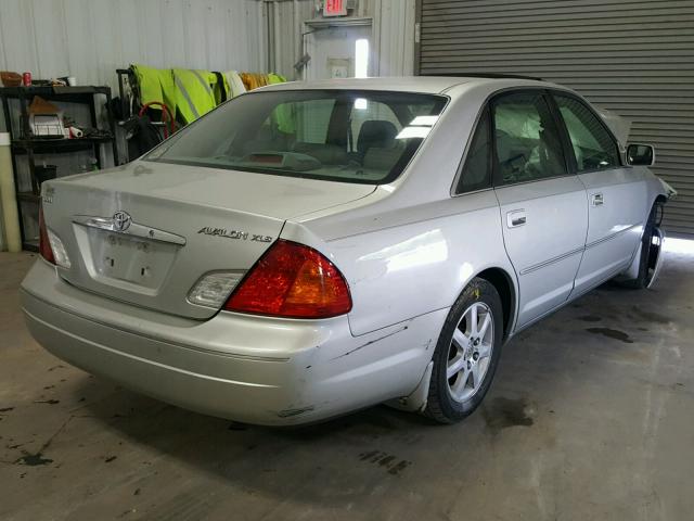 4T1BF28B91U125884 - 2001 TOYOTA AVALON XL SILVER photo 4