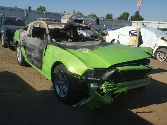 1ZVBP8AM7D5260325 - 2013 FORD MUSTANG GREEN photo 1