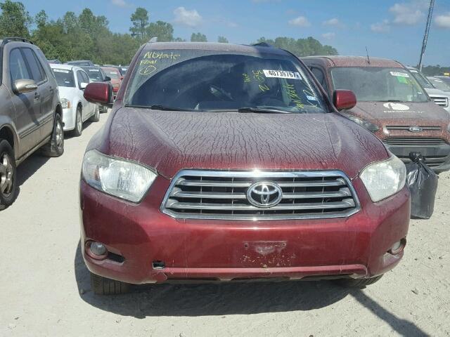 JTEES42A682094068 - 2008 TOYOTA HIGHLANDER MAROON photo 9