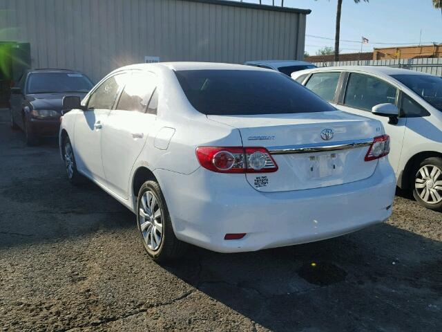 5YFBU4EE7DP213743 - 2013 TOYOTA COROLLA BA WHITE photo 3