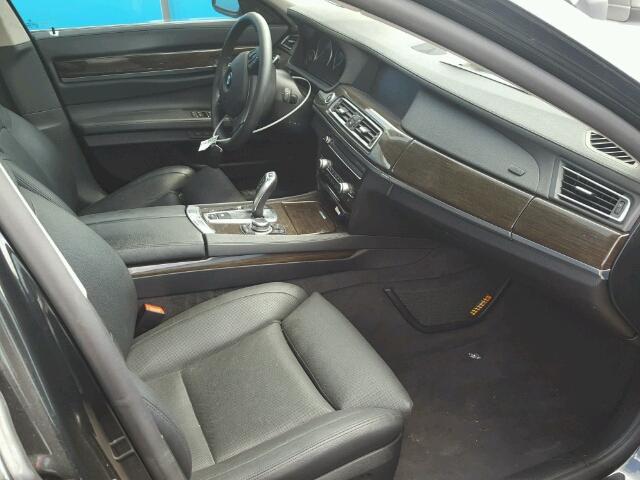 WBAKA4C58CC613410 - 2012 BMW 740 I BLACK photo 5