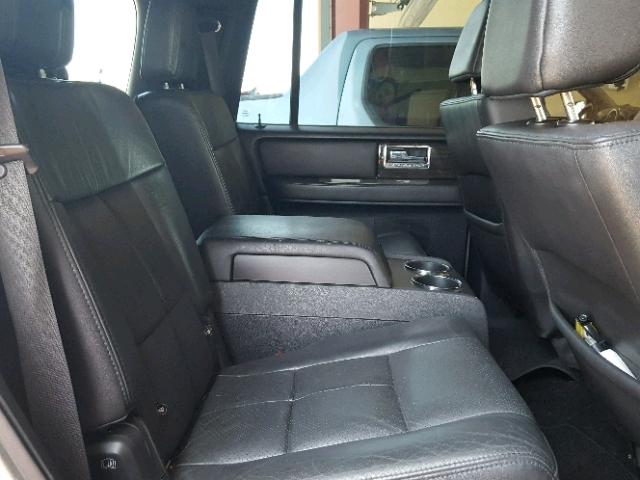 5LMFU27598LJ10818 - 2008 LINCOLN NAVIGATOR 灰色 照片 6
