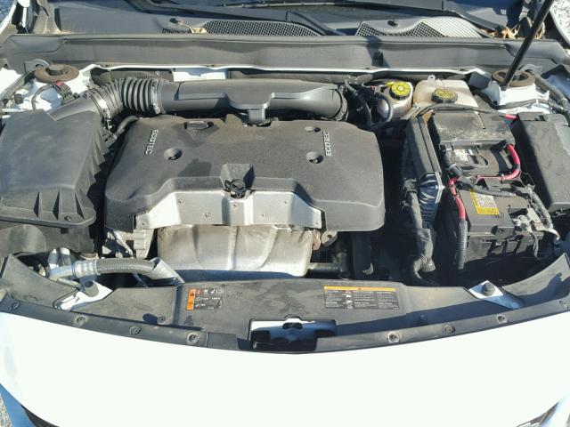 1G11B5SL2FF183693 - 2015 CHEVROLET MALIBU LS თეთრი ფოტო 7
