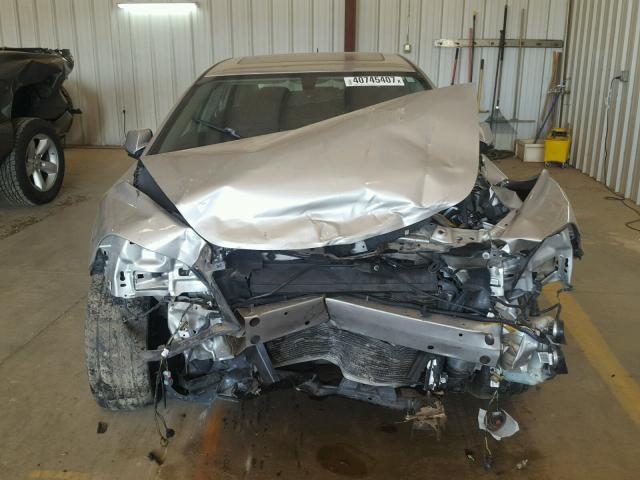 1G1ZH57B68F291335 - 2008 CHEVROLET MALIBU 1LT SILVER photo 7