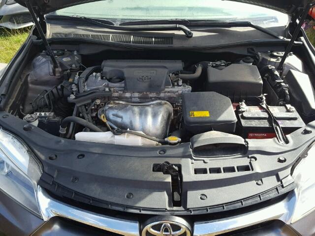 4T4BF1FKXFR504452 - 2015 TOYOTA CAMRY ნაცრისფერი ფოტო 7