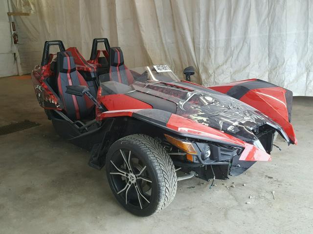 57XAAPFA6F5102836 - 2015 POLARIS SLINGSHOT RED photo 1