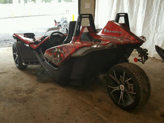 57XAAPFA6F5102836 - 2015 POLARIS SLINGSHOT RED photo 3