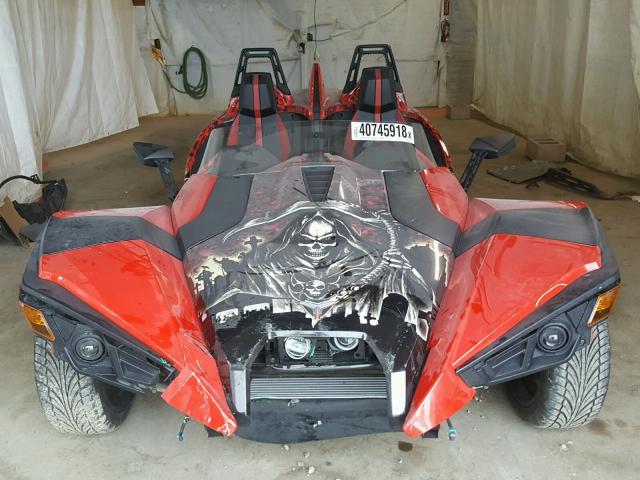 57XAAPFA6F5102836 - 2015 POLARIS SLINGSHOT RED photo 9