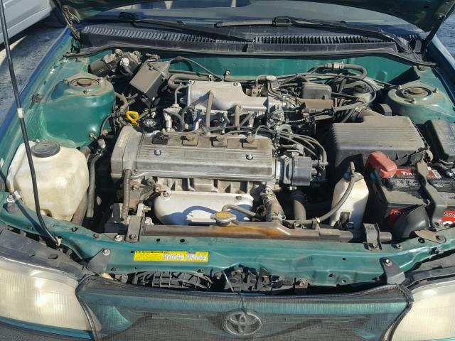 2T1BB02E9VC187750 - 1997 TOYOTA COROLLA DX GREEN photo 7