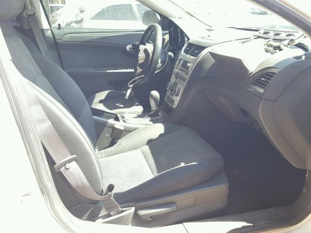 1G1ZC5E0XAF323869 - 2010 CHEVROLET MALIBU 1LT 白色 照片 5