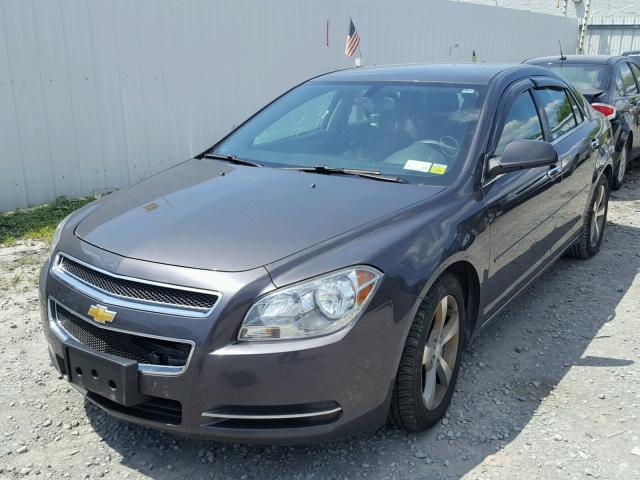 1G1ZC5E05CF261929 - 2012 CHEVROLET MALIBU 1LT 灰色 照片 2