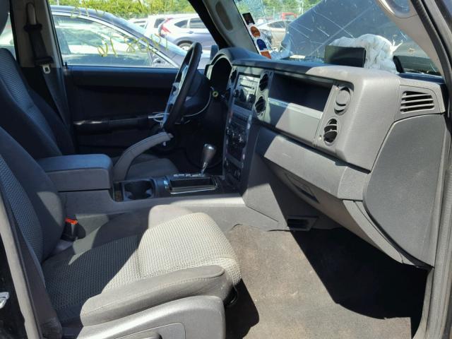 1J8HG48K48C125193 - 2008 JEEP COMMANDER BLACK photo 5