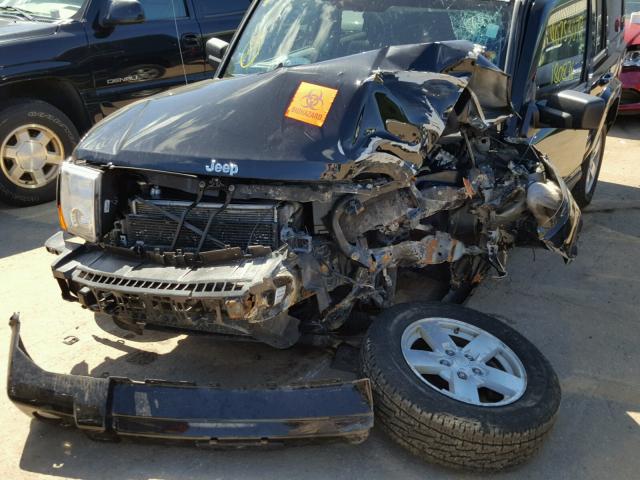 1J8HG48K48C125193 - 2008 JEEP COMMANDER BLACK photo 9