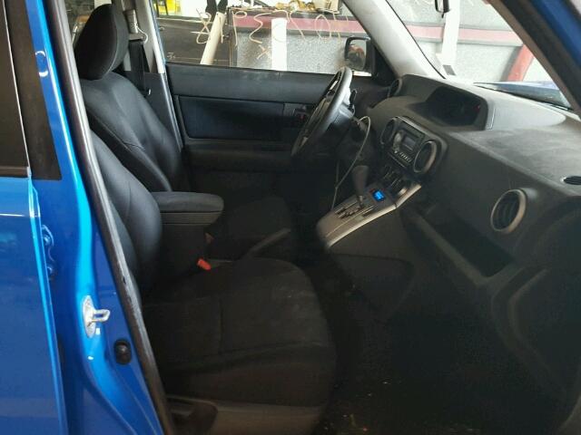 JTLZE4FE7B1135867 - 2011 TOYOTA SCION XB Blau Foto 5