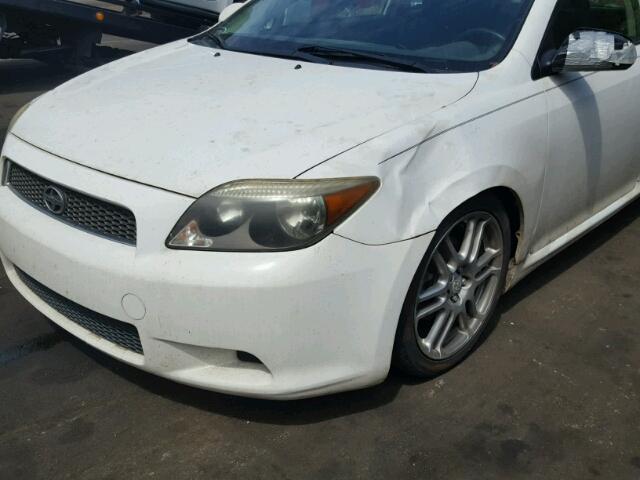 JTKDE177X60136830 - 2006 TOYOTA SCION TC 白色 照片 9