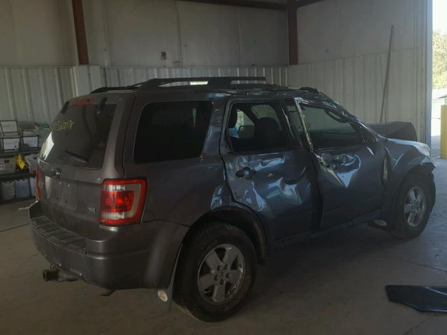 1FMCU9DG7AKD23797 - 2010 FORD ESCAPE GRAY photo 4