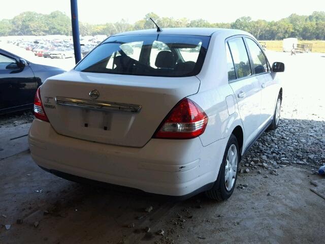 3N1BC1AP0BL410212 - 2011 NISSAN VERSA WHITE photo 4