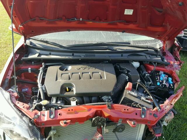 5YFBURHE6HP676276 - 2017 TOYOTA COROLLA L RED photo 7