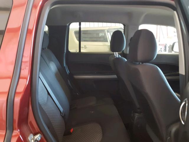 3GNCA13B49S585269 - 2009 CHEVROLET HHR LS MAROON photo 6