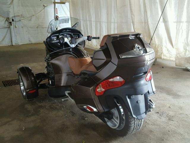 2BXJBRC12CV001997 - 2012 CAN-AM SPYDER ROA BROWN photo 3