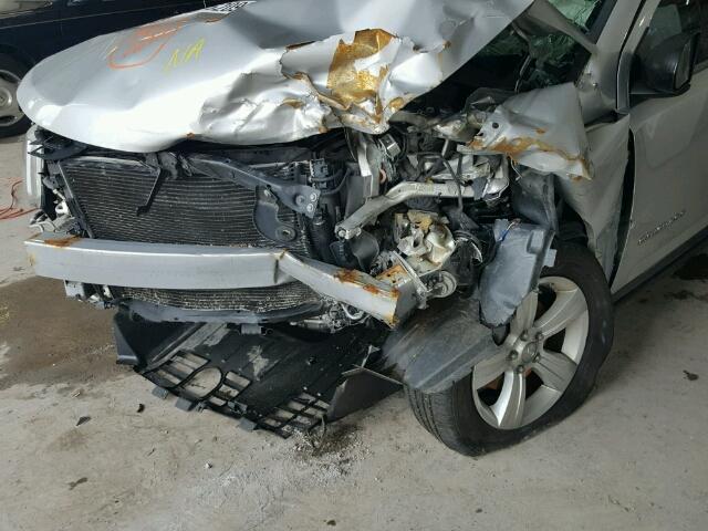 1J4NF1FB3BD191468 - 2011 JEEP COMPASS SP SILVER photo 9