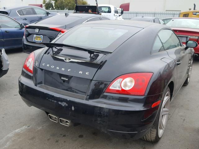 1C3AN59L65X033538 - 2005 CHRYSLER CROSSFIRE BLACK photo 4